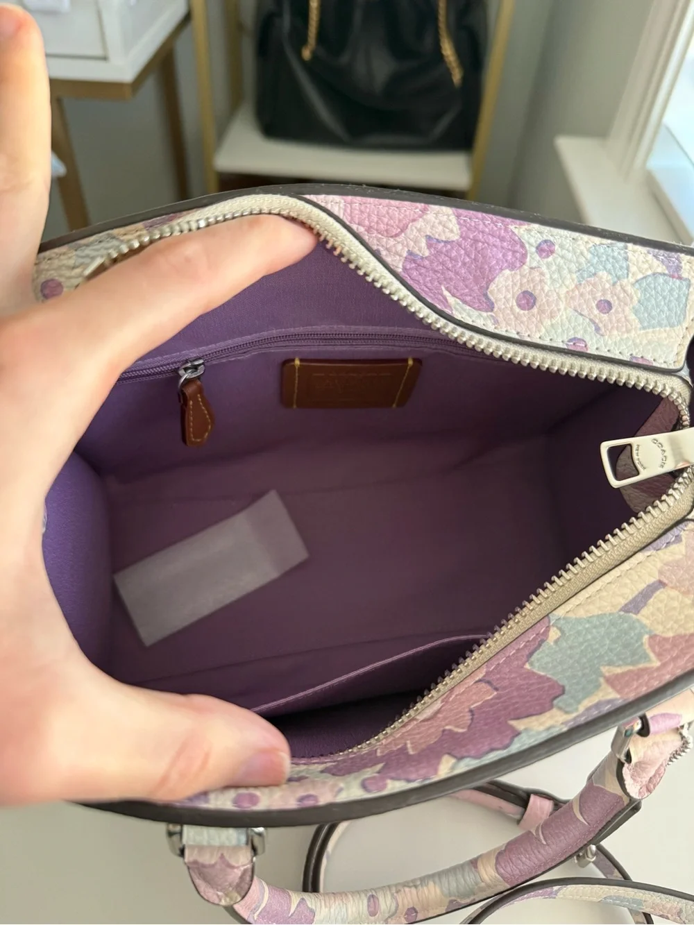 Coach Maggie Tote - Picture 12 of 13